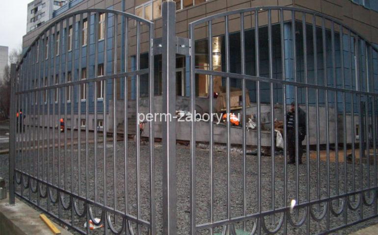 забор из профтрубы в Перми